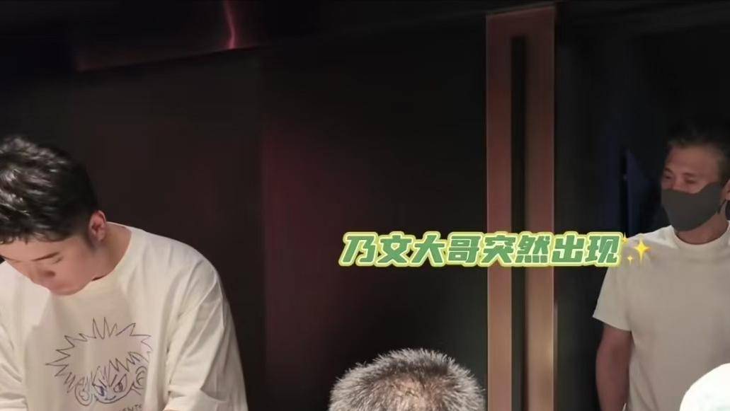 原创            原来她是李乃文老婆！惊艳真相曝光，贤妻助他影帝荣耀