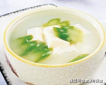 原创            女人滋补养生汤——美容滋补苦瓜豆腐汤（3）