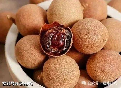 原创            气血不足、心脾弱？口嚼桂圆法，助你夏日养出好气色
