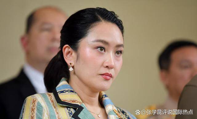 泰国打响战役！洪森接过指挥权，两国元首坐镇前线，大有战争苗头