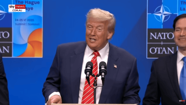 北约秘书长吕特就“严父说”作出澄清，特朗普：他当时深情地说“你是我的爸爸”