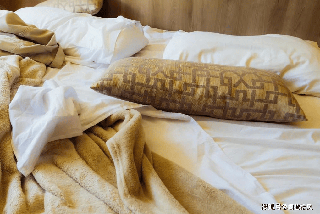 原创            为什么男人的枕头容易发黄？真相和解决之道