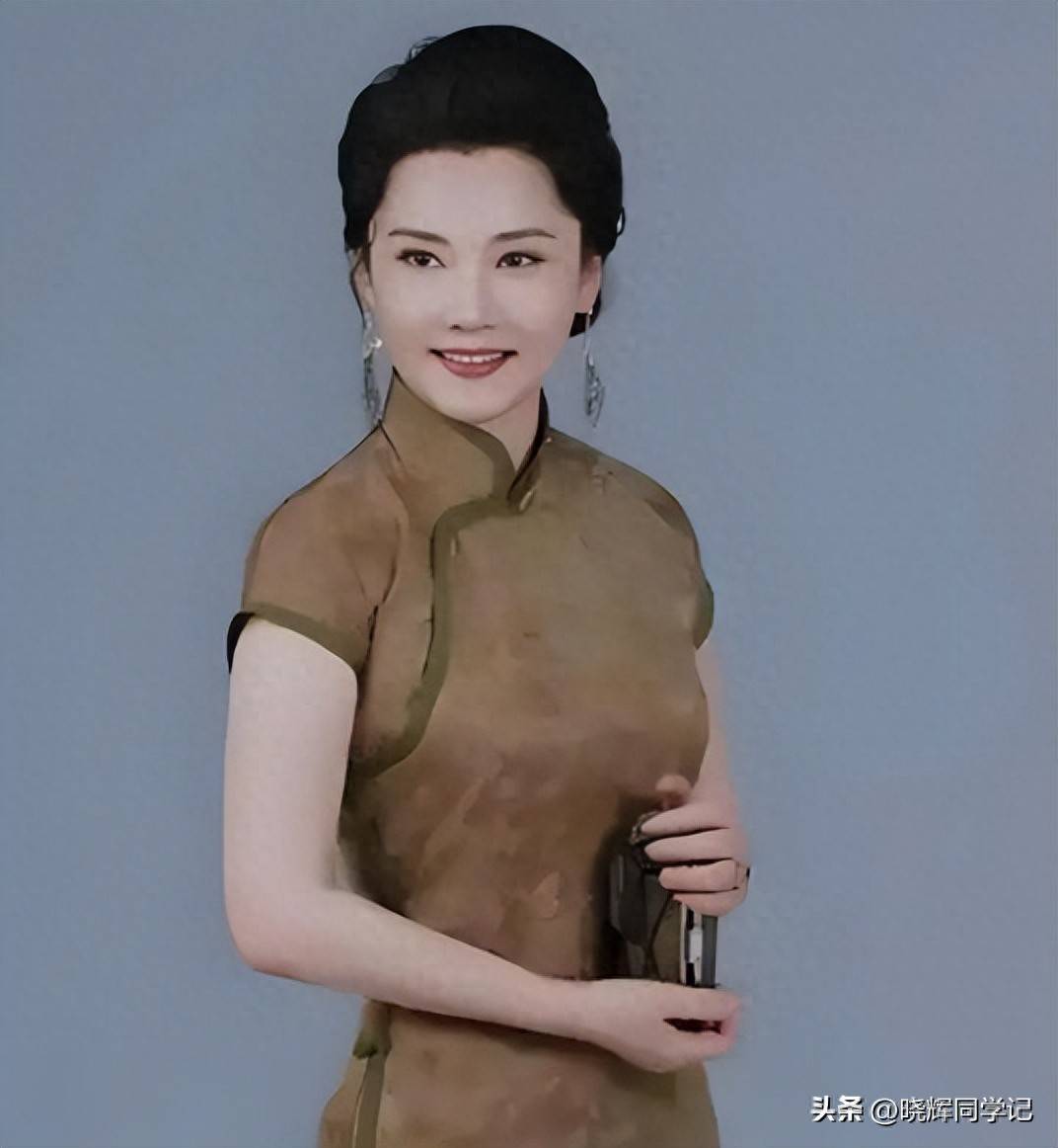 原创            因长相太美曾无人敢追，父亲为她终身不娶，她的魅力究竟有多大？