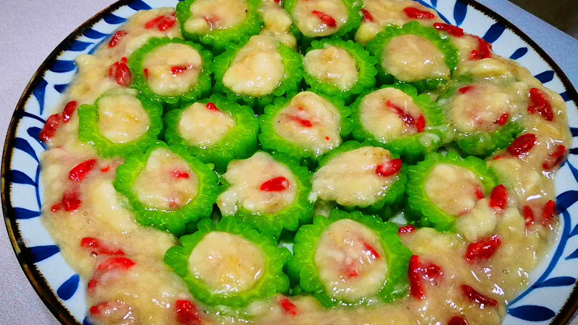 原创            “6月吃一瓜，中药不用抓”，清热明目养血，建议中老年人要多吃！