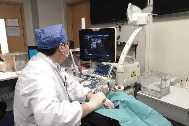 60岁男子甲状腺结节，平时按时睡觉，妻子含泪：4件事，他改不了