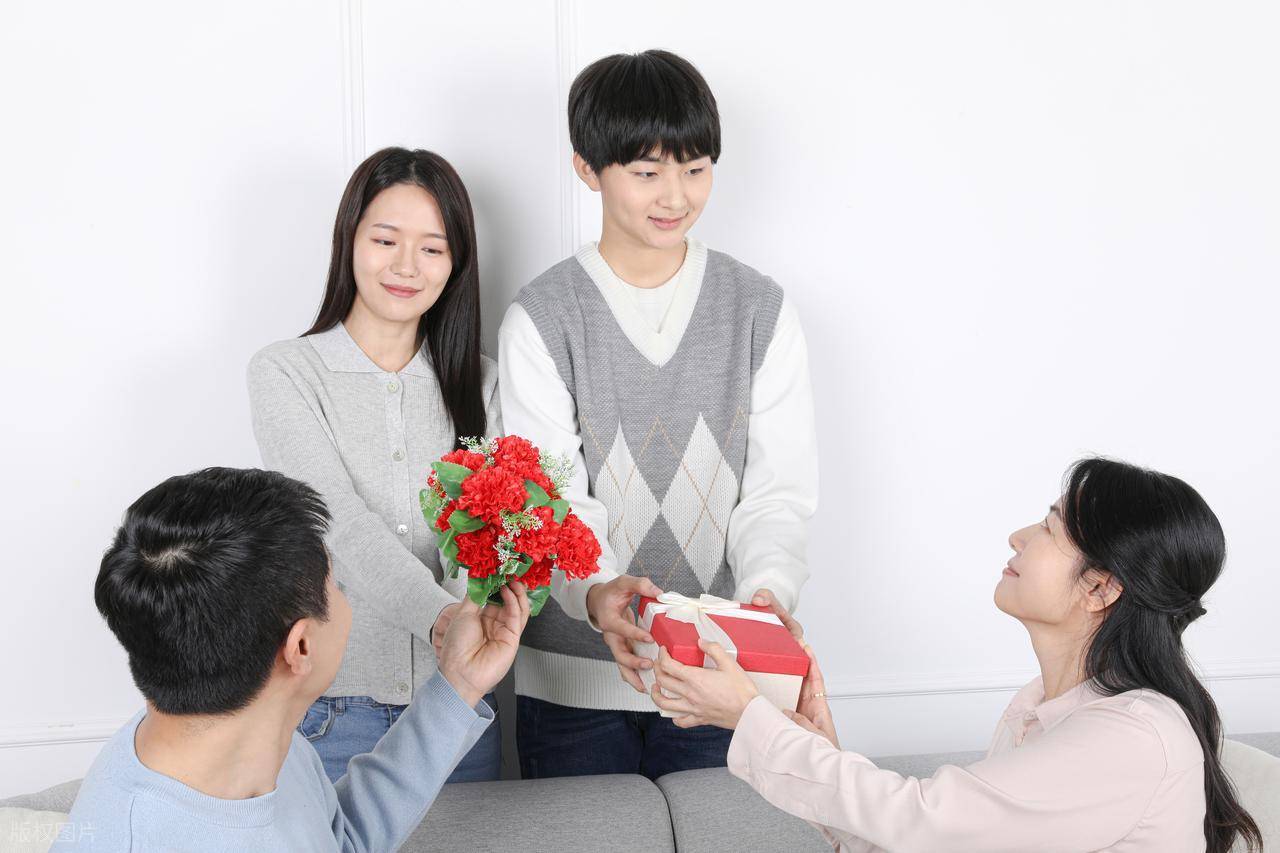 心理学解析：出轨男人为何毫无愧疚？3个心理机制在作祟