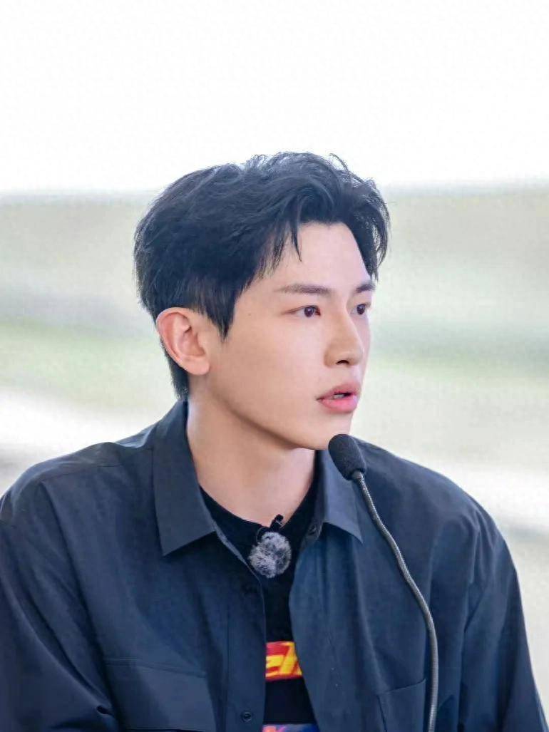 原创            《桃花坞 5》辛云来：I 人闯入 E 人世界，笑料百出！