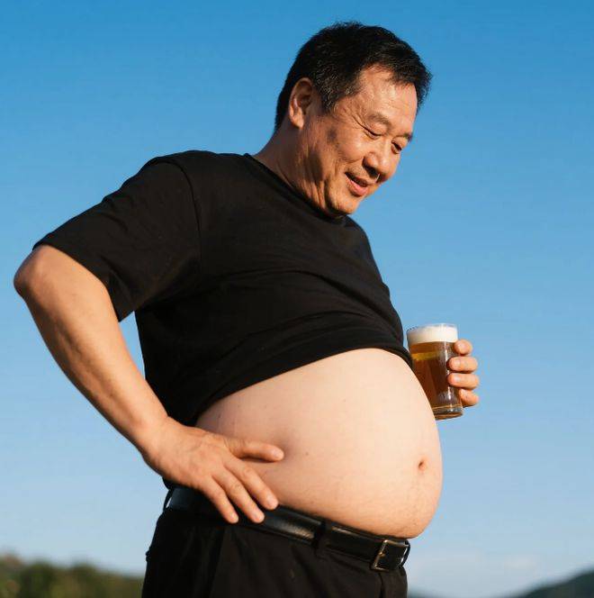 原创            唐永祥主任：湿气一重，肚子就大，人就显胖！教你最快速的祛湿方法，只有4味药，简单好用！