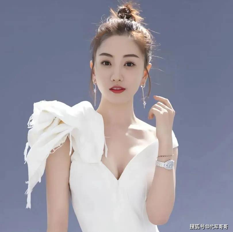 原创            演员杨蓉：出道28年零绯闻，她才是真正的“人间清醒”？