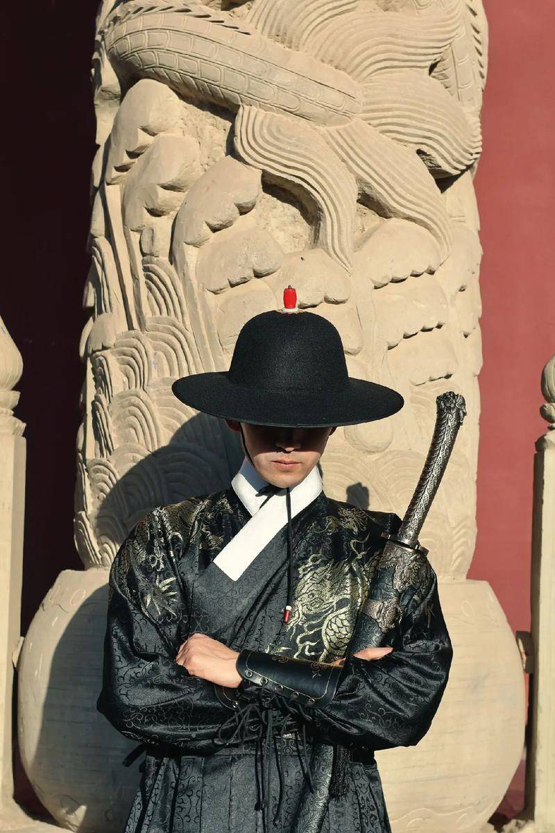 原创            明朝四大组织：东厂、西厂、锦衣卫、六扇门，它们哪个更厉害？