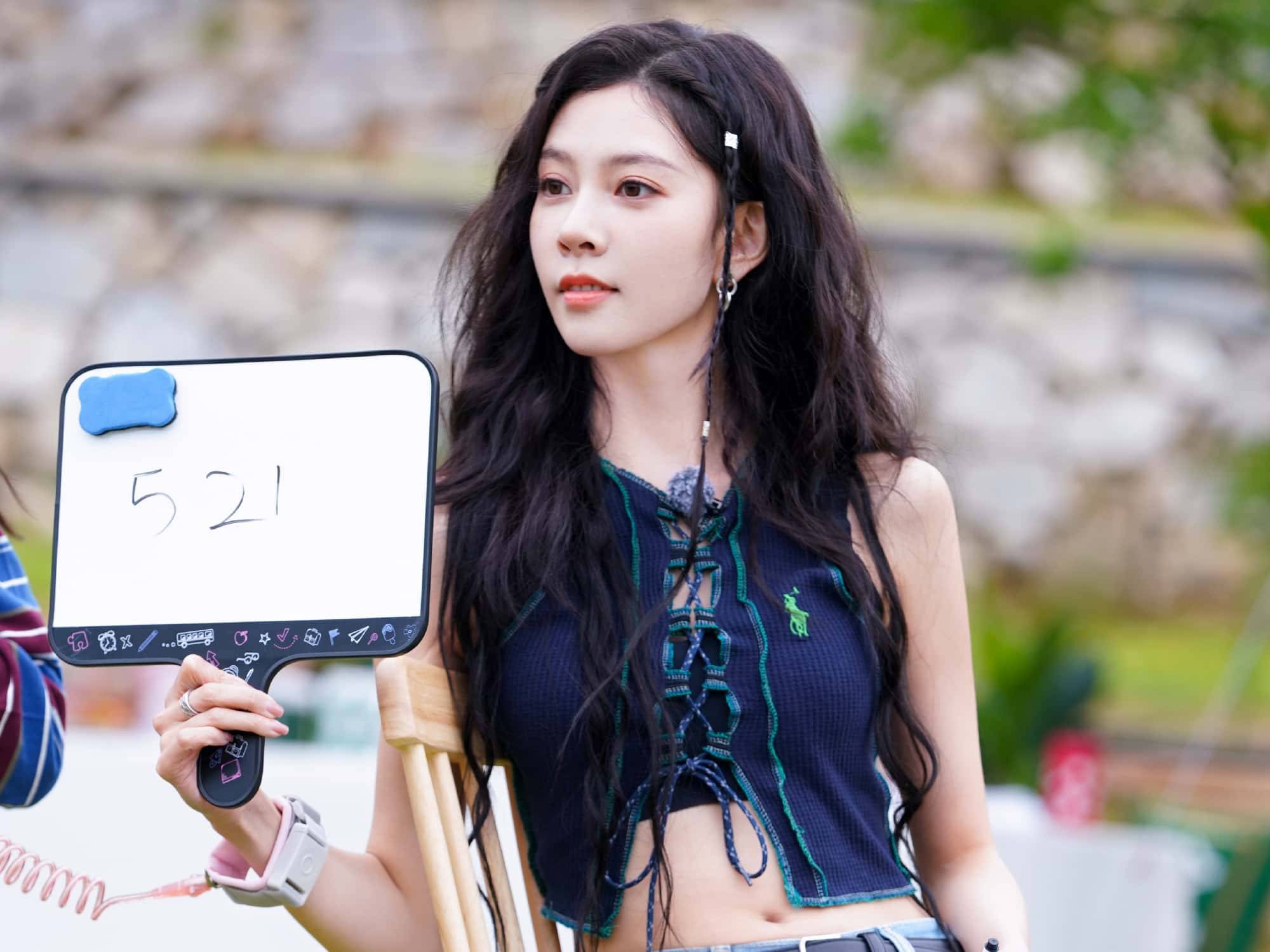 原创            陈德容教李晟跳舞，结果吴宣仪成了最大赢家