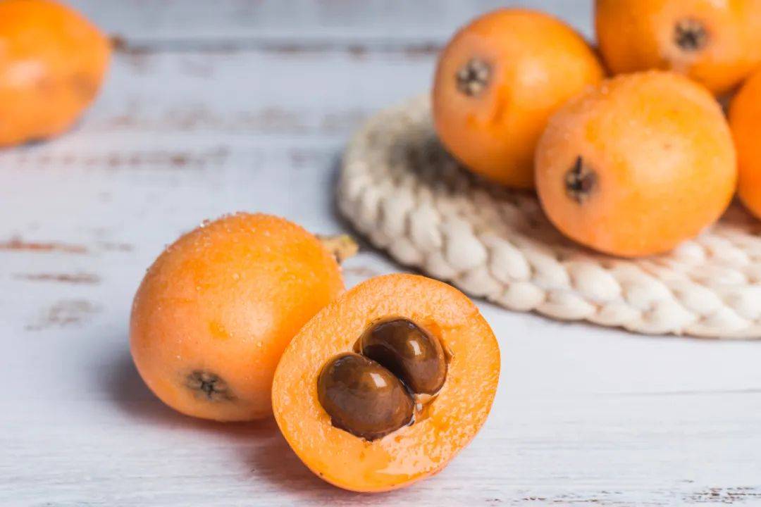 枇杷：夏日里的润养“黄金果”