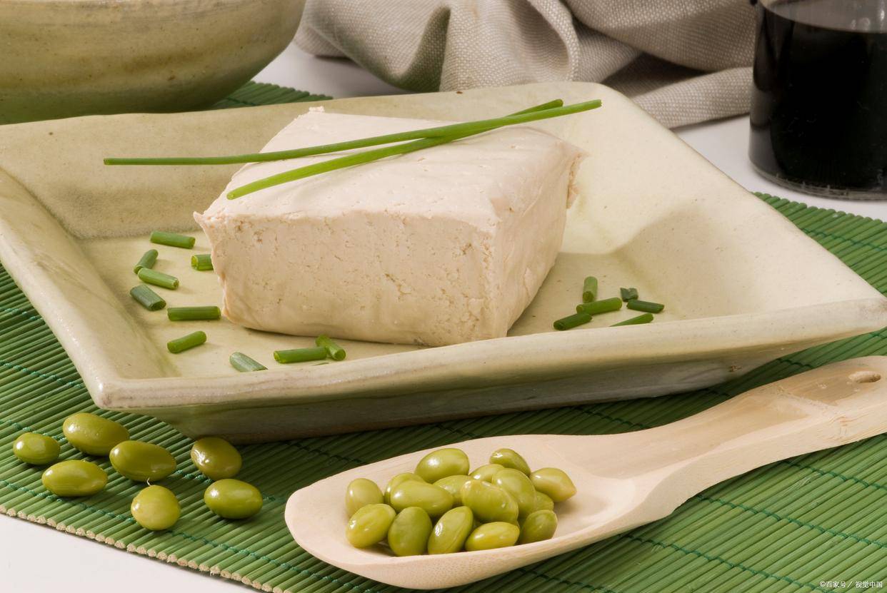 原创            端午前后放开吃！铁是菠菜5倍，钙超牛奶3倍！祛湿驱寒又养颜