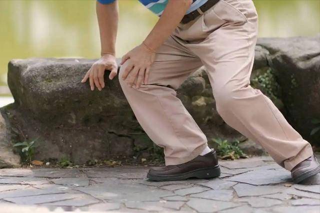 长期走路有利于血管健康吗？医生提醒：过了60岁，走路做好4件事