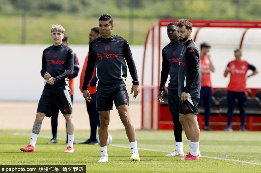 红魔引援风暴：姆贝乌莫或携6000万镑驾临！B费、加纳乔命运几何？