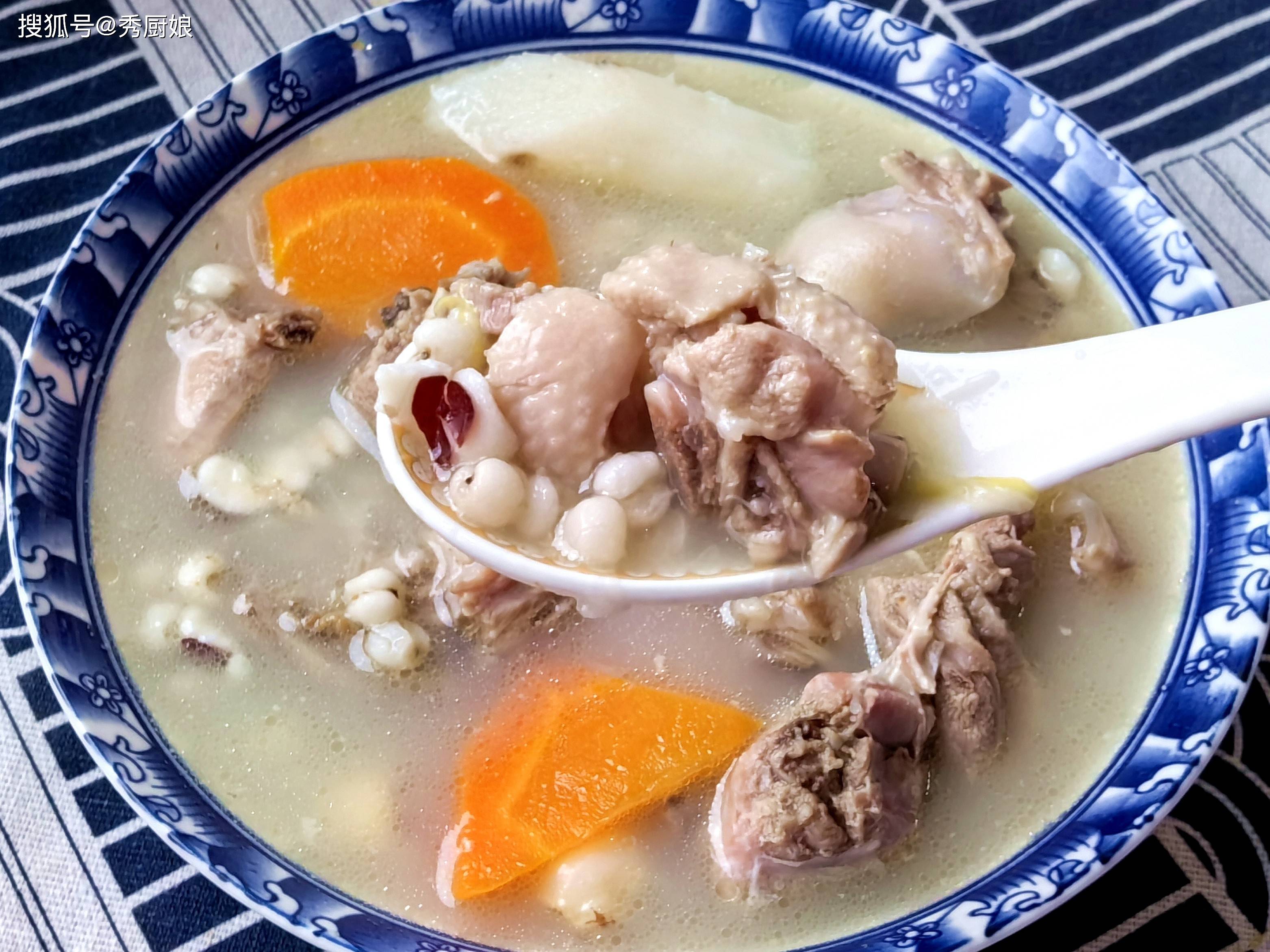 原创            农历五月，湿毒较重，少吃鸡肉，记得多吃这3种食物，老少都受益