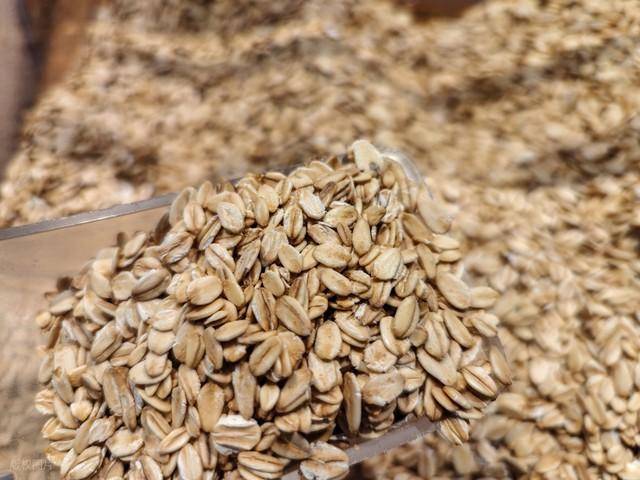 靠一碗燕麦片逆袭！亲测有效的减肥吃法全公开