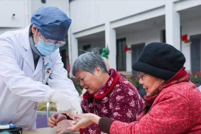 睡觉时出现这3种情况，或是糖尿病“找上门”？很多人都没放心上