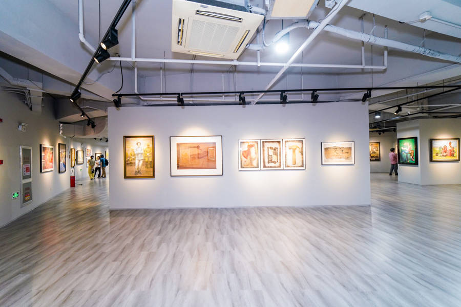 在虹桥当代艺术馆，感受上海粉画40年发展的“粉墨春秋”