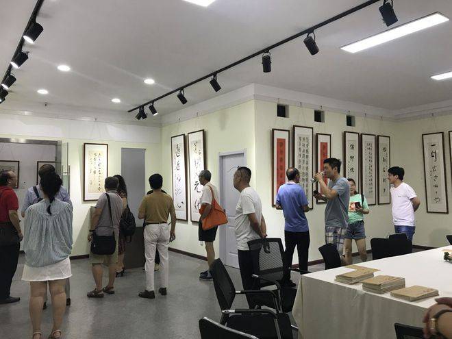 一般字画收购：流程与注意事项