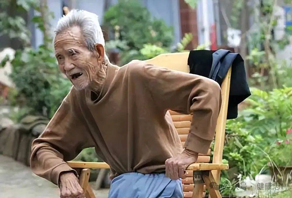 “老人瘦一点没毛病？”错了错了！人老了，体重最好在这个范围内