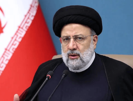 伊朗想借“中方强援”？关键时刻，美国禁令再失效，伊朗总统寸步不让