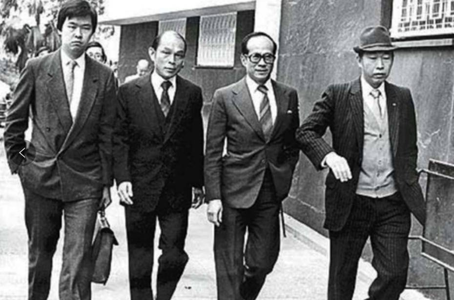 何鸿燊请霍英东喝茶，突然有江湖人怒摔茶杯，霍英东沉默后离开