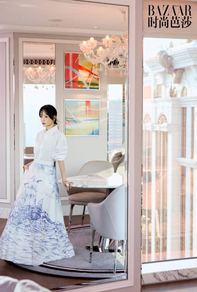 婚后的乔恩姐真是越来越嫩了，这状态我慕了！