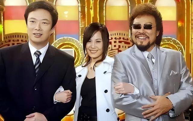 原创            是费玉清的哥哥张菲，74岁享受晚年生活