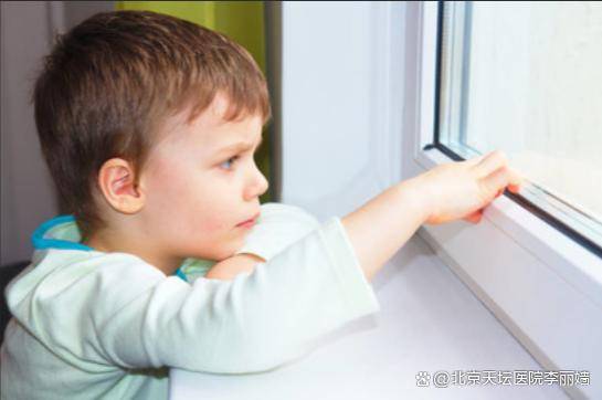 北京天坛医院李丽嫱：自闭症儿童的特征