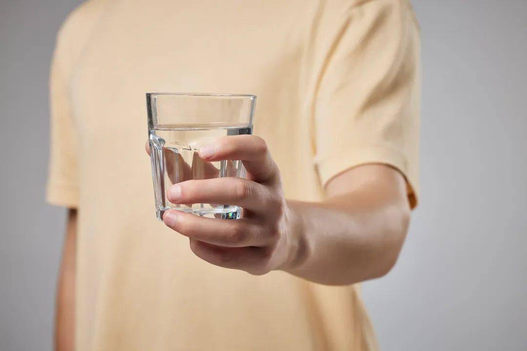 这个让脑子“变傻”的事情，你可能每天都在干，尤其夏天！