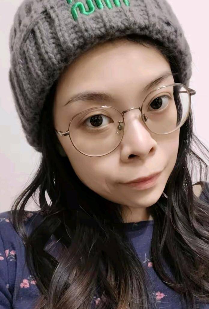 38岁抗癌博主患卵巢恶性肿瘤离世：曾是钢琴老师，生前称不当网红只为赚钱治病