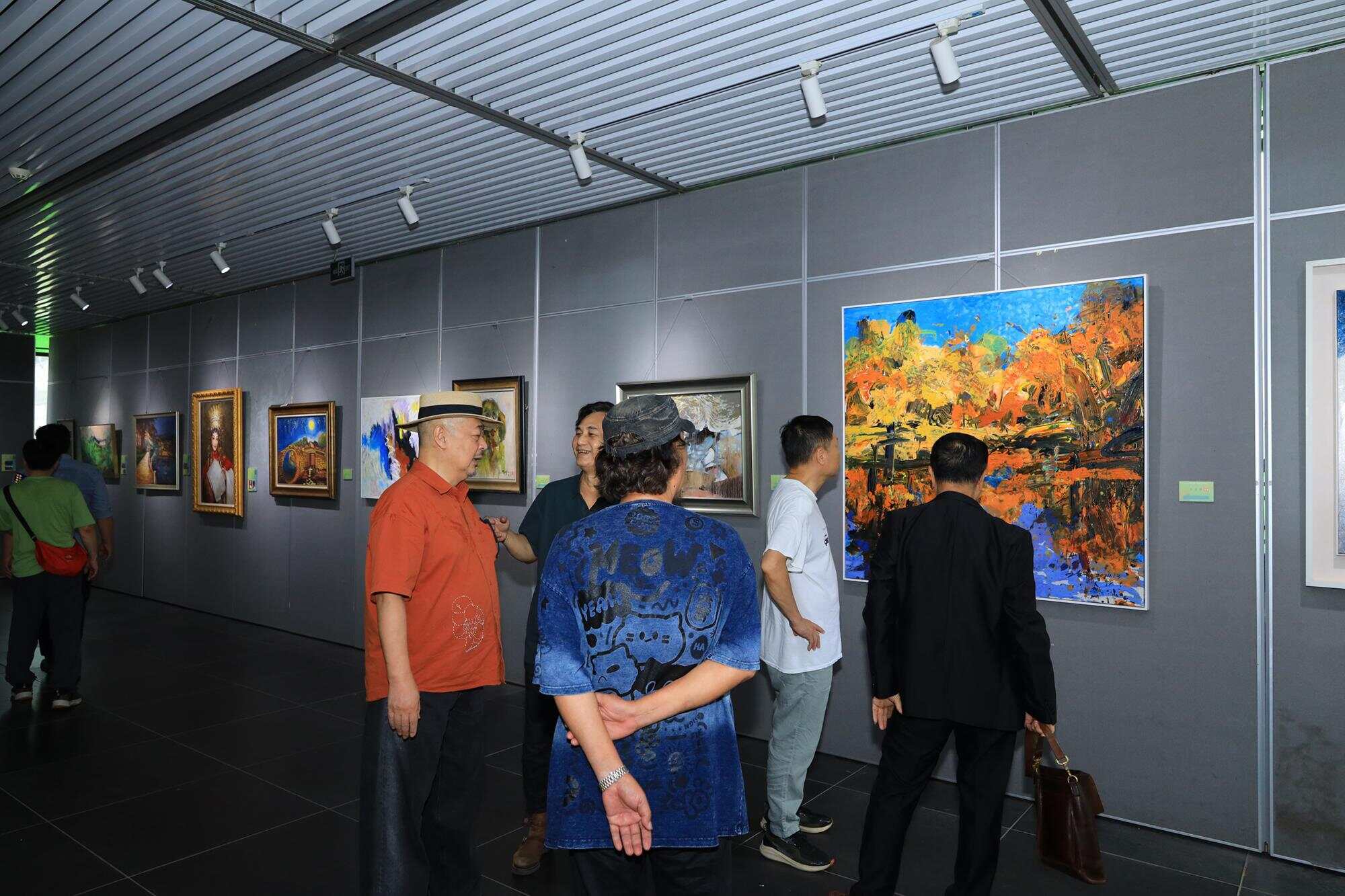 视频｜走进广州荔湾写生创作展第二期，探寻千年古韵“荔湾胜境”