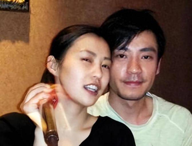 原创            郝蕾感情一地鸡毛，两婚两离独自带儿子生活，再谈与邓超分手原因