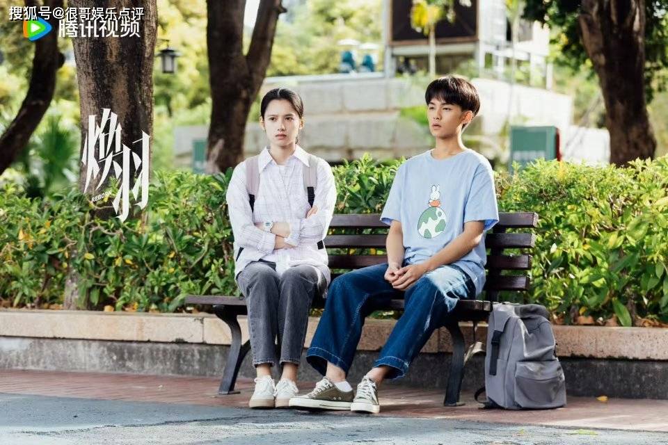 原创            《焕羽》开播即爆款预定？张婧仪演技高光，“一往青盛”CP嗑麻了