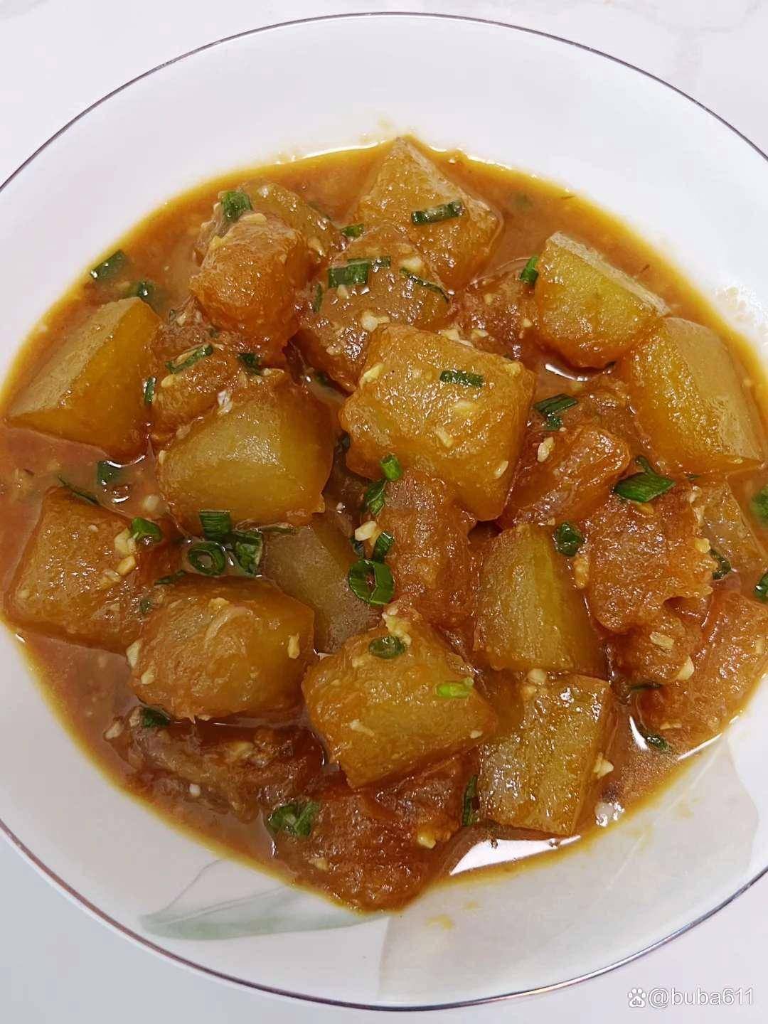 夏天，吃黄瓜不如多吃它，一清热、二养胃、三壮骨，中老年要常吃