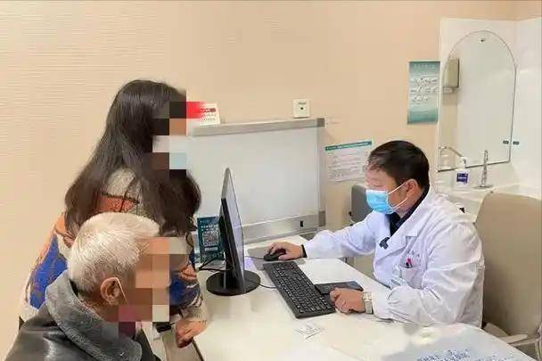 人不会无缘无故得肺结节，医生说出了真相：背后或与5个原因有关