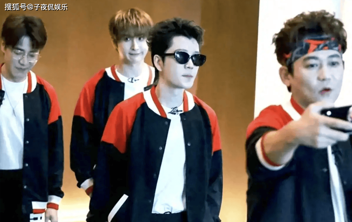 原创            0713再就业男团上披哥5，陆虎缺席反被夸聪明？这波操作我悟了！