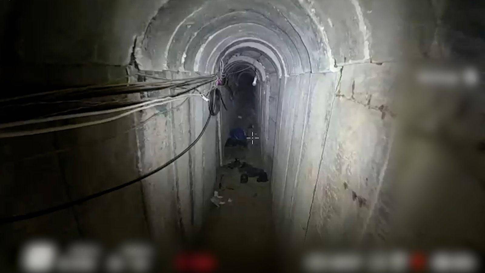 以军称发现哈马斯在加沙医院地下修建地道，画面公布