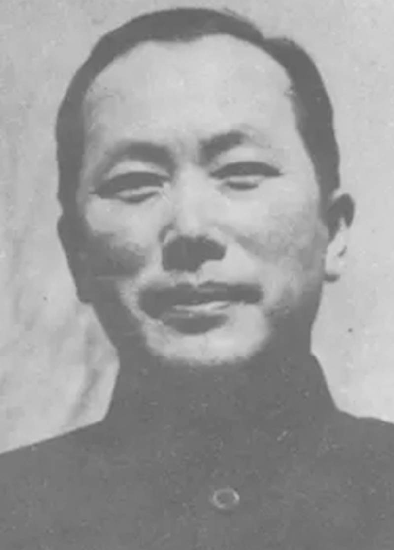 原创            他曾担任瞿秋白的秘书，50岁成为中将，特殊时期被关押七年