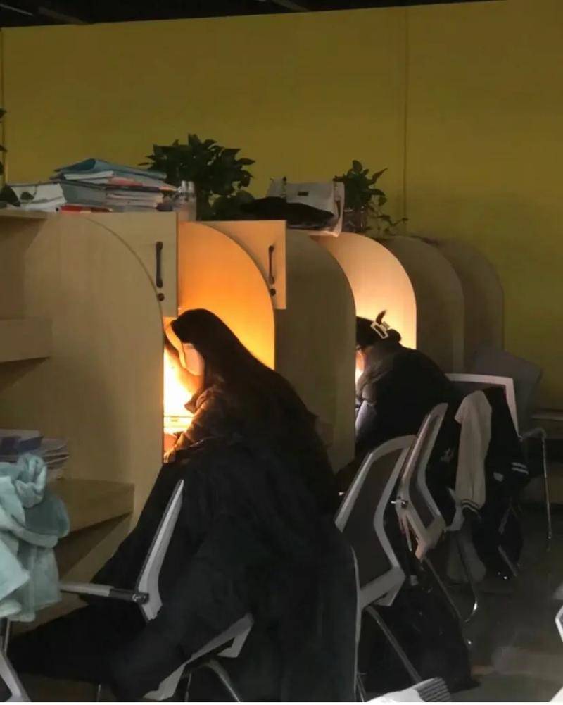 AI智习室指导，轻松解决孩子粗心难题