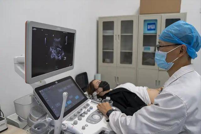 48岁大姐子宫肌瘤去世，医生惋惜：把3样当饭吃子宫再好也扛不住