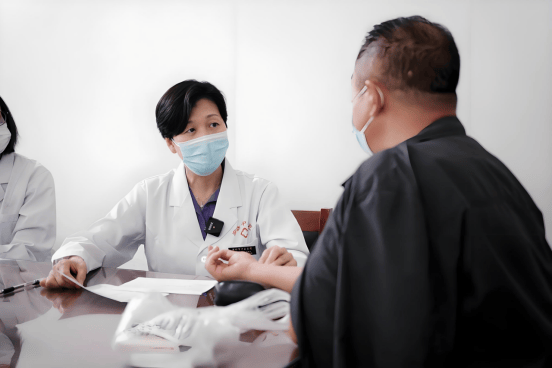 杨淑莲医生：仁心仁术，点亮患者希望之光