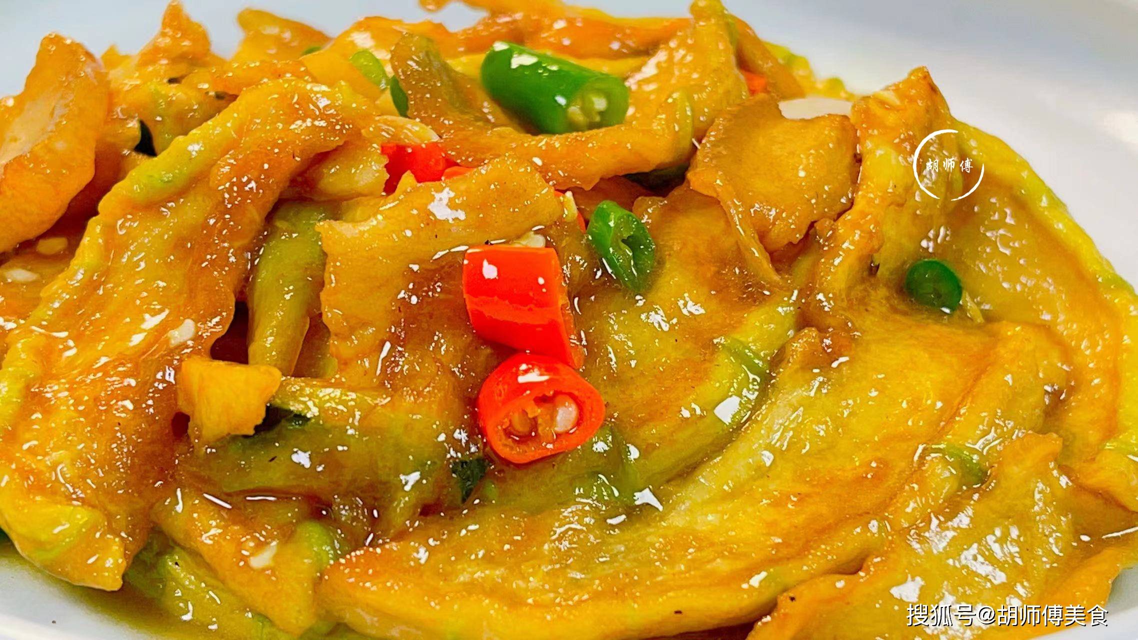 “夏天吃一瓜，中药不要抓”！一祛湿、二控糖、三补水，别不懂吃