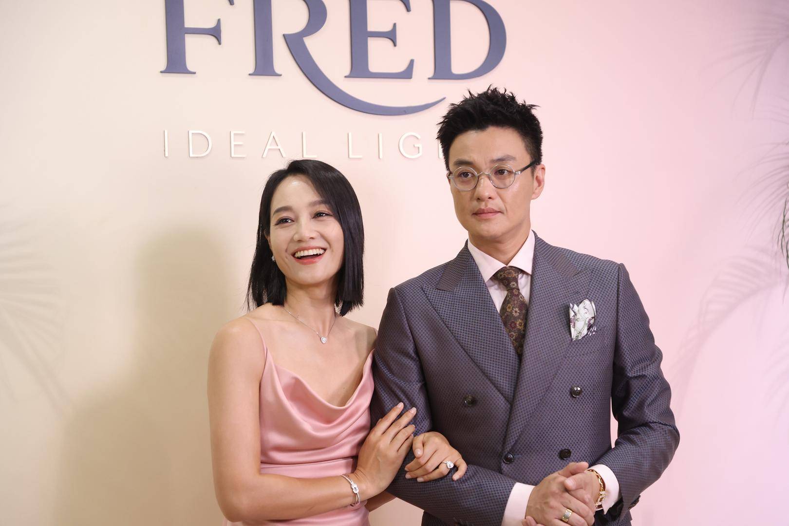 知名女主持人发声，否认让女儿留级