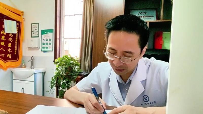 西安甲状腺科：甲状腺疾病多是吃出来的，这6种食物尽量少吃！