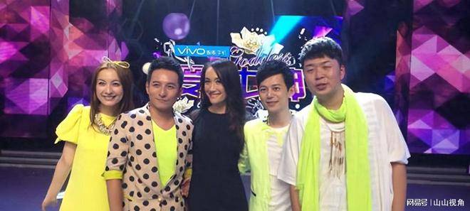 原创            49岁知名主持人：没老婆没孩子，孤身一人住在长沙上百平的大豪宅