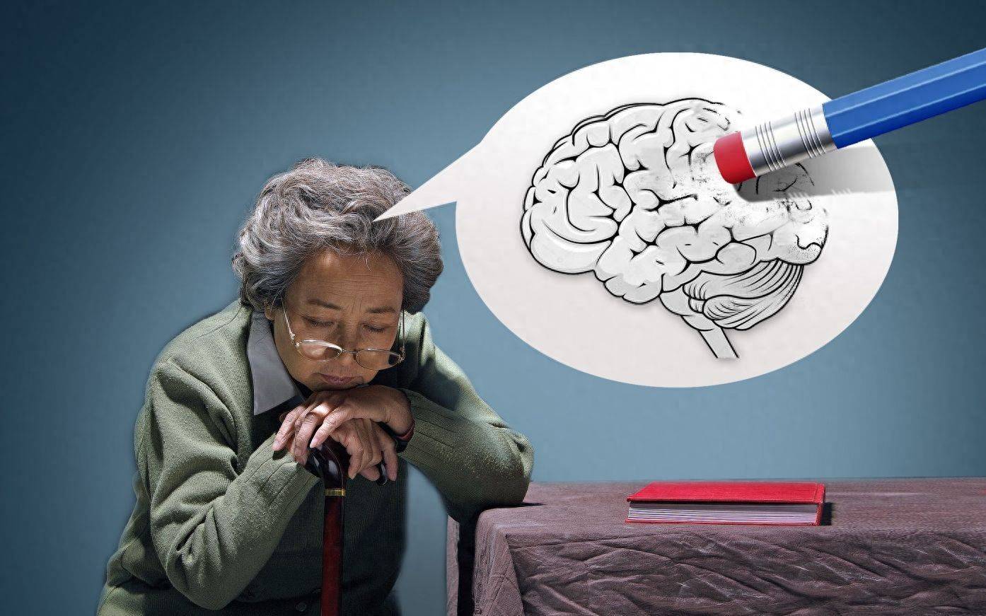 原创            别把痴呆当健忘！阿尔茨海默症预防黄金期在中年，3类因素易患病