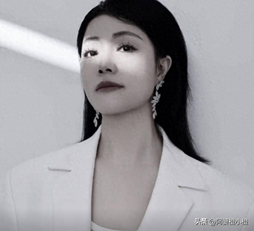 原创            美女网红脑溢血去世！网友称早有预兆，长期两个“恶习”酿成悲剧