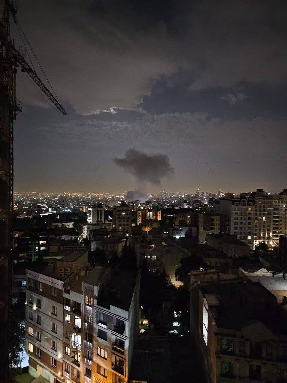 以色列国防部：以色列对伊朗发动打击